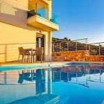 Lia Chania With Private Ecologic Pool And Amazing View! *