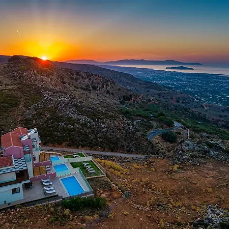 Lia Chania With Private Ecologic Pool And Amazing View! *