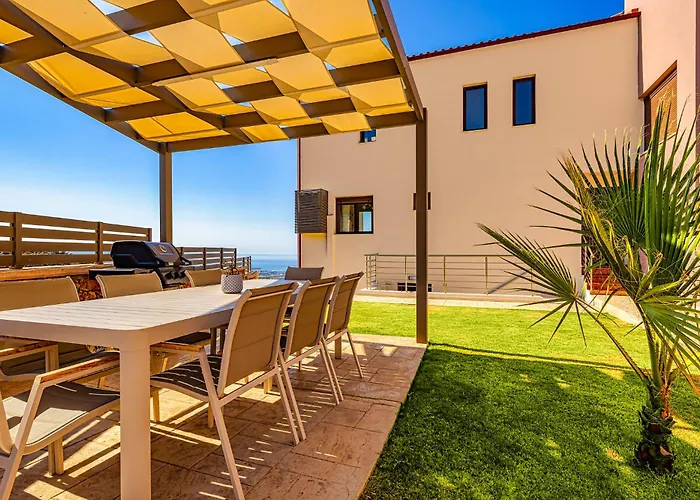 Villa Lia Chania With Private Ecologic Pool And Amazing View! Hanya