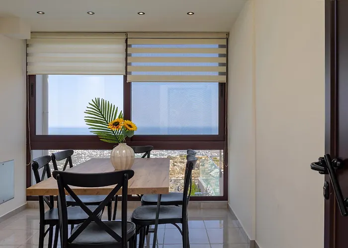 Villa Lia Chania With Private Ecologic Pool And Amazing View! Hanya