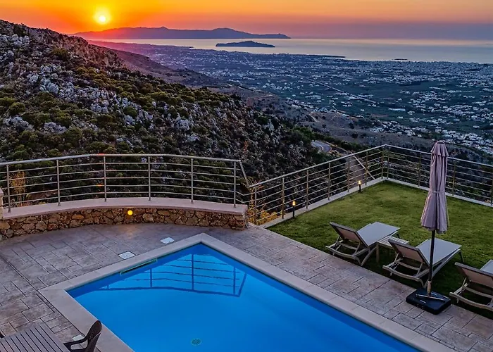 Lia Chania With Private Ecologic Pool And Amazing View! Hanya