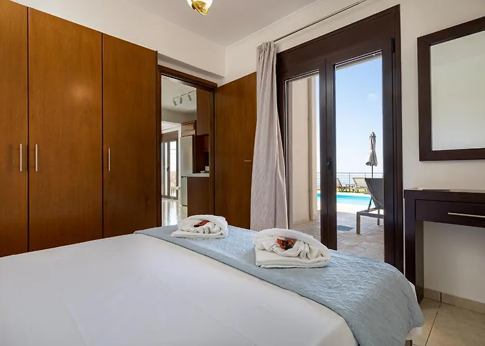 Lia Chania With Private Ecologic Pool And Amazing View! * Hanya