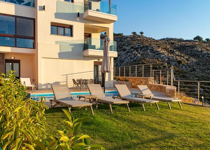 Lia Chania With Private Ecologic Pool And Amazing View!