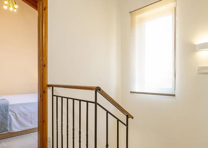 Villa Lia Chania With Private Ecologic Pool And Amazing View!